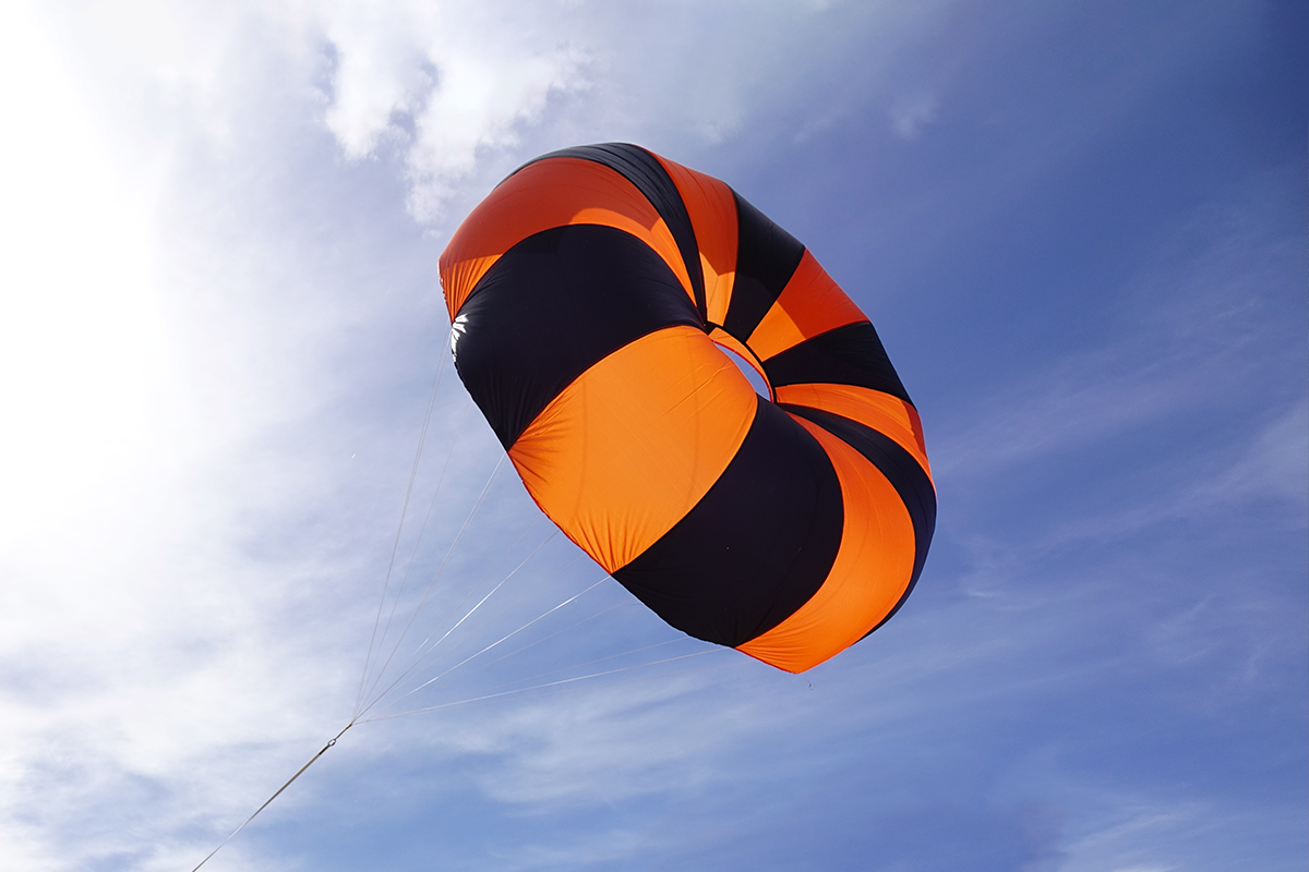 Iris Ultra 48" Compact Parachute - 12.5lb @ 20fps; 7lb @ 15fps