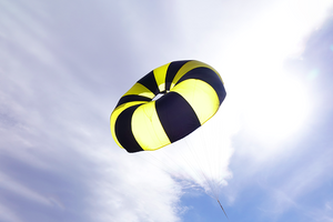 Iris 30" Light Parachute - 2.26lb @ 15fps